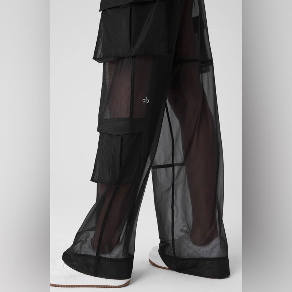 ALO Yoga Black Sheer Wide Leg Pants - Picture 3 of 10